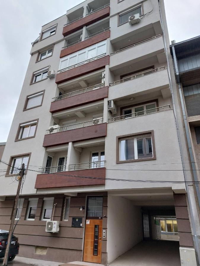 سكوبجي Cozy Apartment In The City Center المظهر الخارجي الصورة